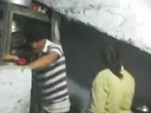 अश्लील वीडियो - आबनूस बीबीडब्ल्यू काले डिक पर परिपक्व सेक्सी मूवी इंडियन मूवी