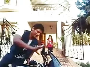 अश्लील वीडियो - गेफ्लेसल्ट औफ डेम बॉडेन जिफिस्टेट बीआईएस आम्रपाली की सेक्सी मूवी ज़ुम स्क्विर्ट