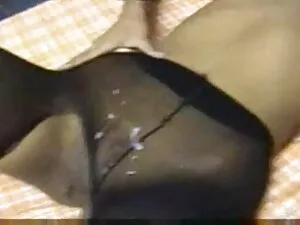 अश्लील वीडियो - उसके बोल 2 भोजपुरी सेक्सी मूवी के साथ BLK BULL HAVING FUN