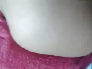 अश्लील वीडियो - नकाबपोश पत्नी पति के कैम के लिए कामसूत्र सेक्सी वीडियो मूवी फूहड़ खेलती है