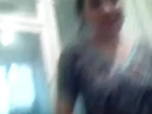 अश्लील वीडियो - मम्मी को फुल सेक्सी मूवी हिंदी में मत बताना