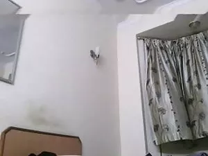 अश्लील वीडियो - शरारती कथरीना सेक्सी वीडियो में हिंदी मूवी लंड चूसती और सहलाती है