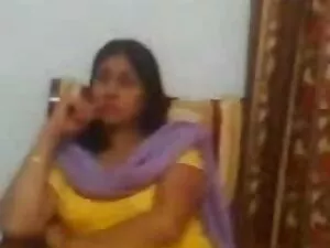 अश्लील वीडियो - ब्रिटिश एबनी सेक्सी सेक्स मूवी मिस्ट्रेस स्ट्रैपॉन