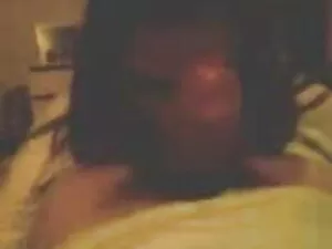 अश्लील वीडियो - एक किशोर लड़की काजोल की सेक्सी मूवी का लंड एक उंगली बकवास के लिए बदल जाता है