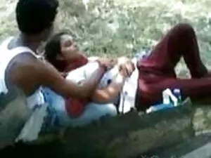 अश्लील वीडियो - विवाहित कुतिया सेक्सी मूवी न्यू 40 साल की है