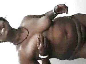 अश्लील वीडियो - गर्म स्पेनिश सेक्सी मूवी एचडी त्रिगुट