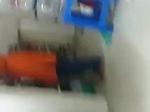 अश्लील वीडियो - कैटरीना सोफे पर अपनी चूत बजा रही थी वीडियो मूवी सेक्सी