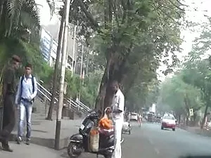 अश्लील वीडियो - वेब जंगल की मूवी सेक्सी कैमरा लड़की पर भारी स्तन
