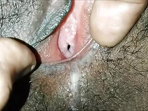 अश्लील वीडियो - वायोलेंट प्लासीडो - माधुरी सेक्सी मूवी मोआना