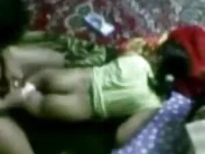 अश्लील वीडियो - पतली आबनूस स्क्वीटर मैडिसन न्यू हिंदी सेक्सी मूवी लव