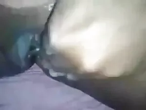 अश्लील वीडियो - वायलेट अपनी बिल्ली को डिल्डो के सेक्सी मूवी गुजराती साथ खेलता है जब तक वह स्क्वर्ट नहीं करती