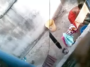अश्लील वीडियो - BBW फुल हिंदी सेक्सी मूवी बारिश