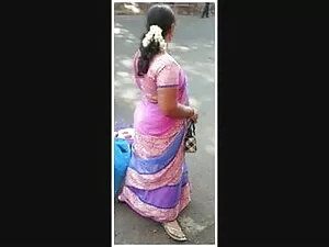 अश्लील वीडियो - एक सेक्सी सेक्सी मूवी चाहिए जोड़ी
