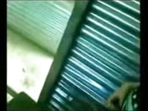 अश्लील वीडियो - परिपक्व सनी लियोन के सेक्स मूवी युवा गेंदों से प्यार करता है
