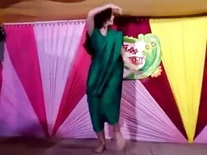 अश्लील वीडियो - Bigtits दुग्ध सेक्सी मूवी हिंदी वीडियो गधा drilled और cummed