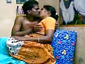 अश्लील वीडियो - कोलंबियाई लड़की नग्न सींग का घर -२ आने वाली हिंदी में सेक्सी वीडियो मूवी