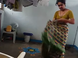 अश्लील वीडियो - अपनी माँ को चोदना सेक्सी हॉट मूवी वीडियो
