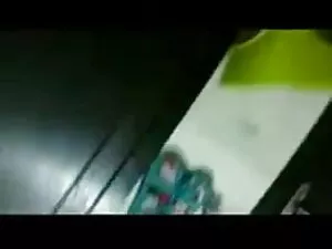 अश्लील वीडियो - खिलौने के साथ हिंदी में फुल सेक्स मूवी हस्तमैथुन छोटे स्तन किशोर