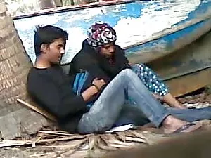 अश्लील वीडियो - कुछ डीपी के हिंदी सेक्सी एचडी मूवी वीडियो साथ सीबी की बड़ी चूची गुदा त्रिगुट