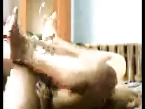 अश्लील वीडियो - प्यारी परिपक्व पत्नी गधा में एक सेक्सी पंजाबी मूवी dildo लेता है