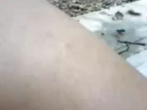 अश्लील वीडियो - स्टॉकिंग्स वीडियो फुल सेक्सी मूवी में भव्य श्यामला